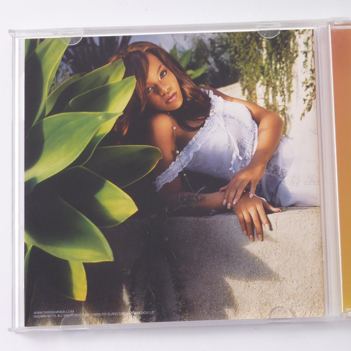 Rihanna A Girl Like Me CD Album