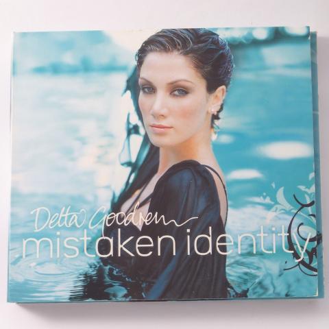 Delta Goodrem Mistaken Identity CD Album Stereo DVD DVD-Video PAL Stereo All Media Deluxe Edition Digipak